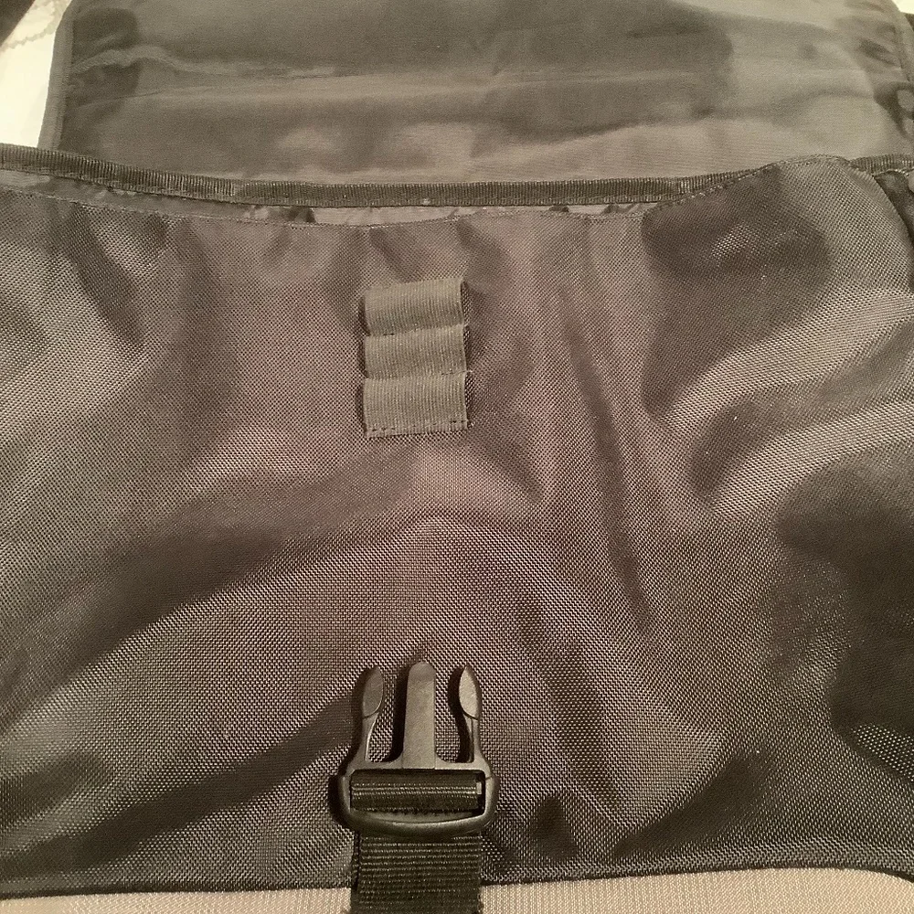 Targus computer and business travel bag